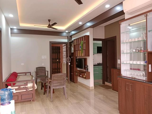 2 BHK Apartment in Santoshpur for resale EM Bypass. The reference number is 16097764