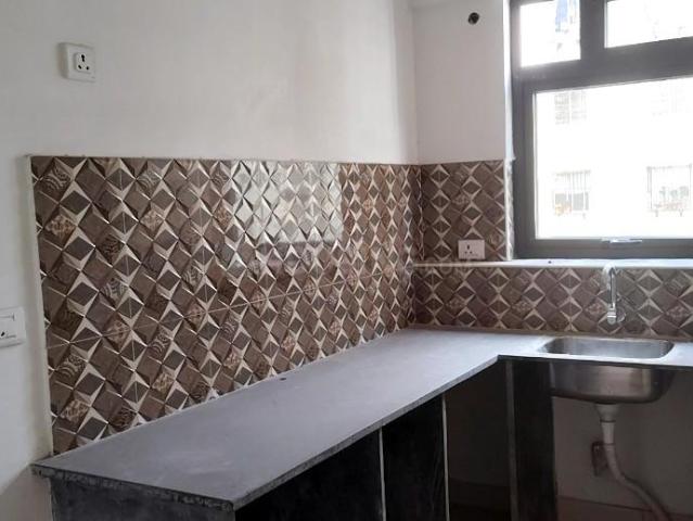 2 BHK Apartment in Santoshpur for resale EM Bypass. The reference number is 16494135