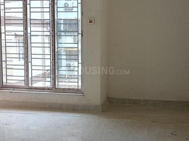2 BHK Apartment in Santoshpur for resale Kolkata. The reference number is 13877160