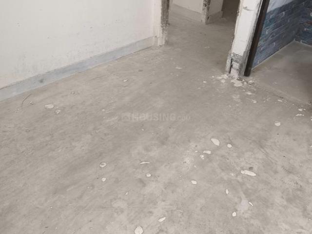 2 BHK Apartment in Santoshpur for resale Kolkata. The reference number is 17194394