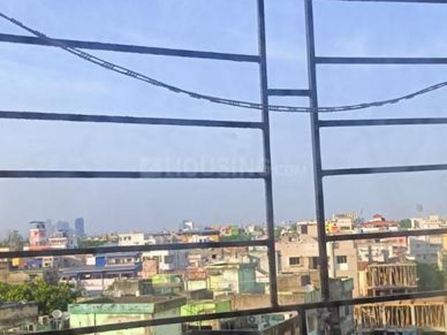 2 BHK Apartment in Santoshpur for resale Kolkata. The reference number is 18703503