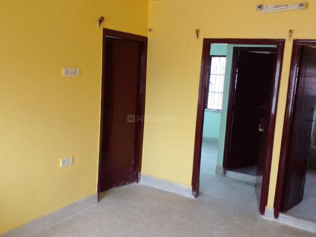 2 BHK Apartment in Santoshpur for resale Kolkata. The reference number is 18335553
