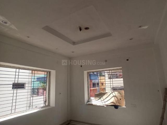 2 BHK Apartment in Santoshpur for resale Kolkata. The reference number is 19777690
