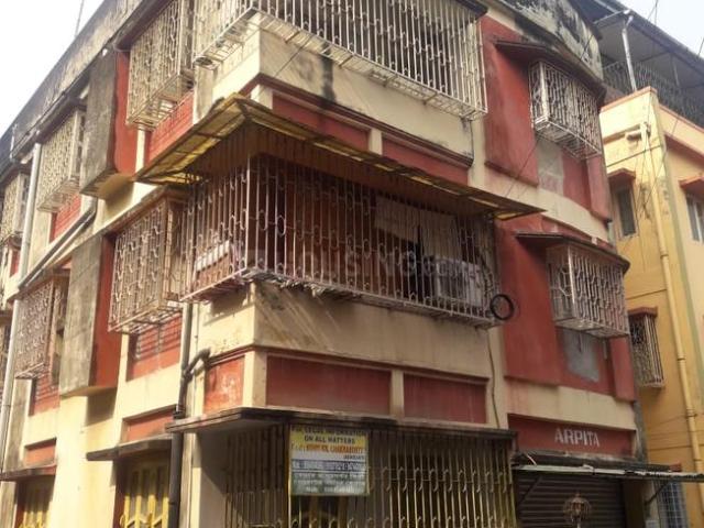 2 BHK Apartment in Santoshpur for resale Kolkata. The reference number is 5786385