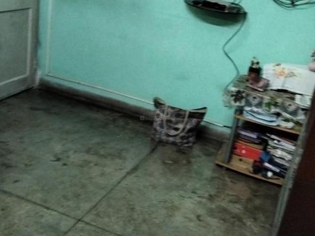 2 BHK Apartment in Santoshpur for resale Kolkata. The reference number is 9260919