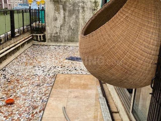 2 BHK Apartment in Santacruz East for resale Mumbai. The reference number is 15886768