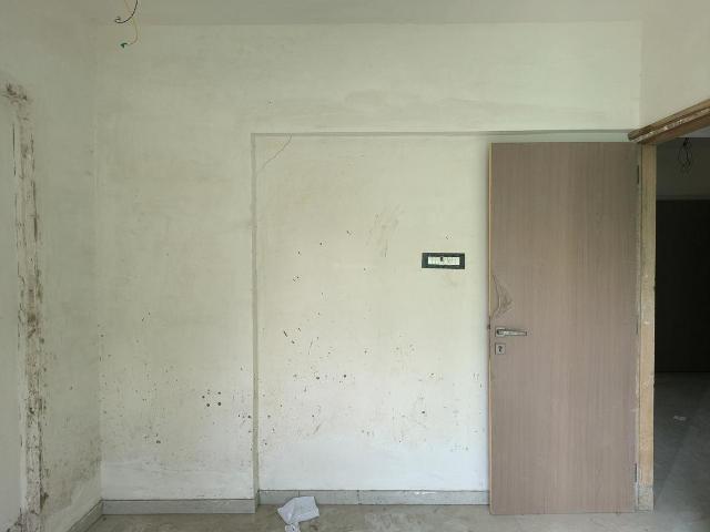 2 BHK Apartment in Santacruz East for resale Mumbai. The reference number is 19751401