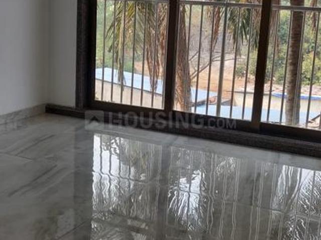 2 BHK Apartment in Santacruz East for resale Mumbai. The reference number is 19851572
