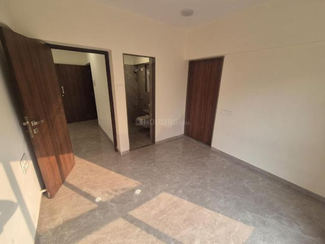 2 BHK Apartment in Santacruz East for resale Mumbai. The reference number is 19951402