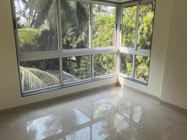 2 BHK Apartment in Santacruz East for resale Mumbai. The reference number is 20447458
