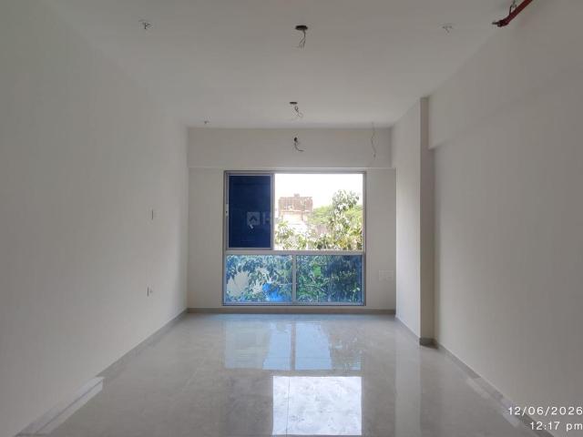 2 BHK Apartment in Santacruz East for resale Mumbai. The reference number is 20463920