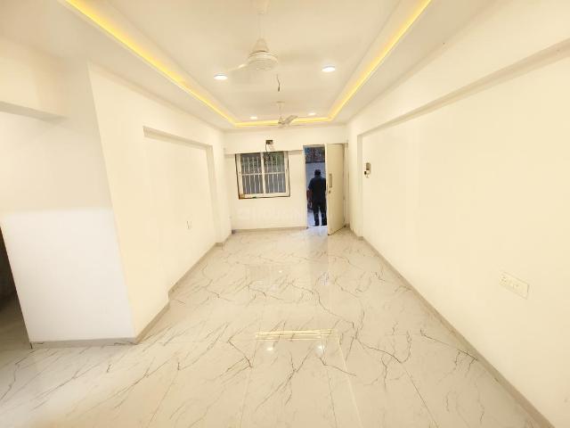 2 BHK Apartment in Santacruz East for resale Mumbai. The reference number is 20176029
