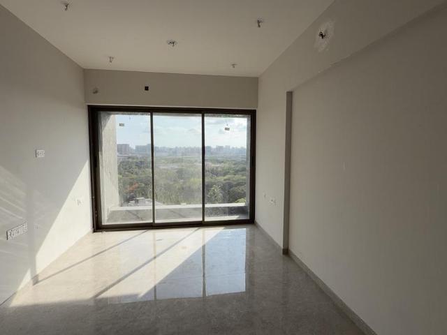 2 BHK Apartment in Santacruz East for resale Mumbai. The reference number is 20322030