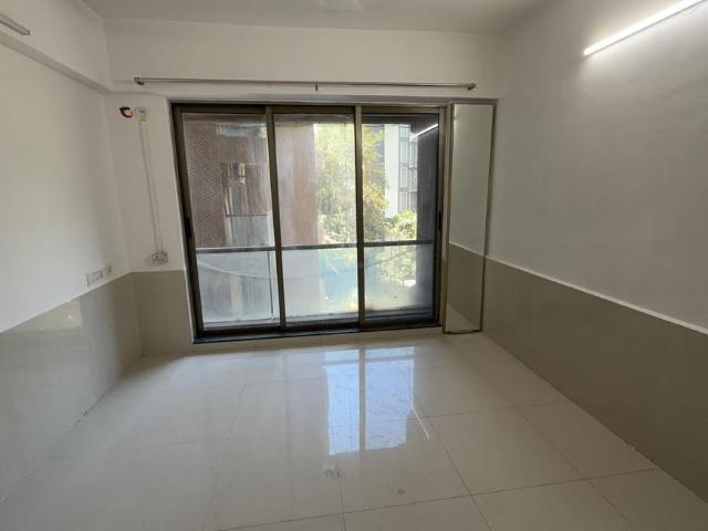 2 BHK Apartment in Santacruz East for resale Mumbai. The reference number is 20337690