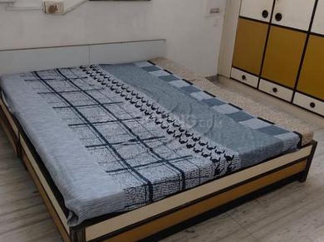 2 BHK Apartment in Santacruz West for rent Mumbai. The reference number is 20592330