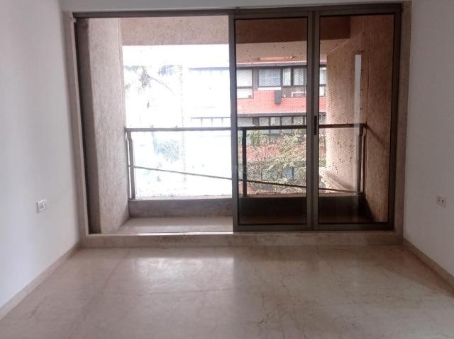 2 BHK Apartment in Santacruz West for rent Mumbai. The reference number is 20760811