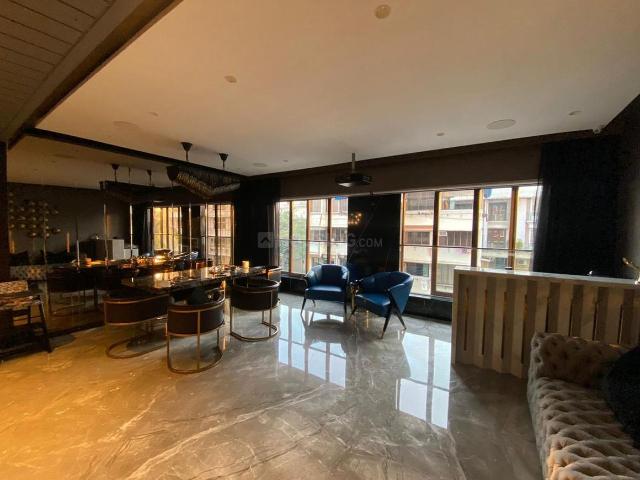 2 BHK Apartment in Santacruz West for resale Mumbai. The reference number is 19624590