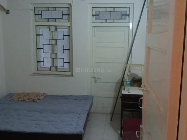2 BHK Apartment in Santacruz West for resale Mumbai. The reference number is 20727239