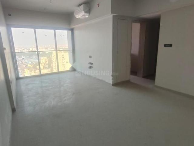 2 BHK Apartment in Santacruz West for resale Mumbai. The reference number is 20144417