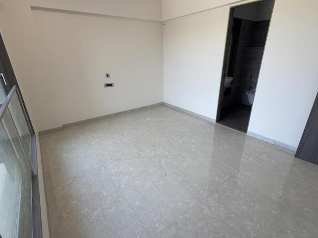 2 BHK Apartment in Santacruz West for resale Mumbai. The reference number is 20318661