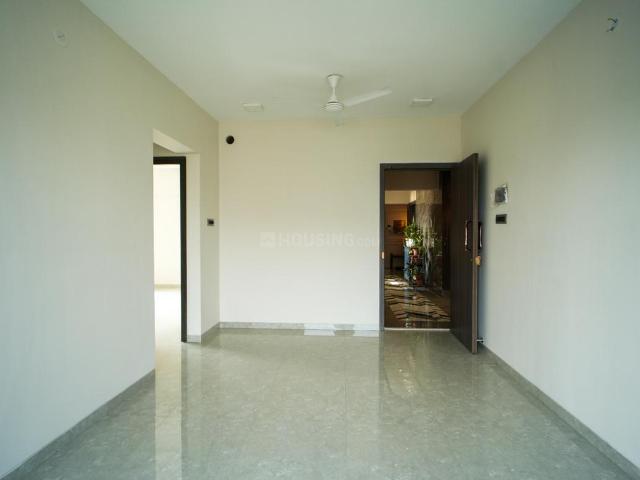 2 BHK Apartment in Santacruz West for resale Mumbai. The reference number is 20393937