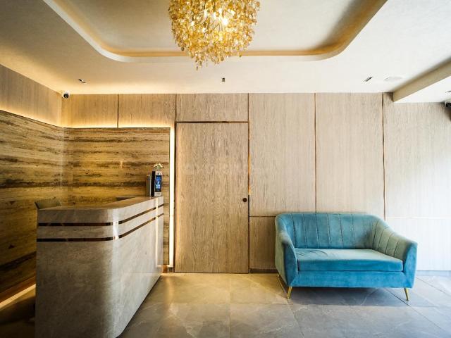 2 BHK Apartment in Santacruz West for resale Mumbai. The reference number is 20394346