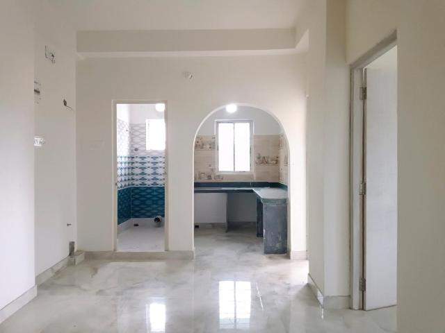 2 BHK Apartment in Sarada Pally for resale Kolkata. The reference number is 20789382