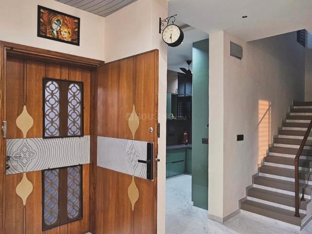 2 BHK Apartment in Sargasan for rent Gandhinagar. The reference number is 18177068