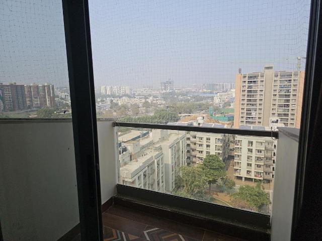 2 BHK Apartment in Sargasan for rent Gandhinagar. The reference number is 19405247