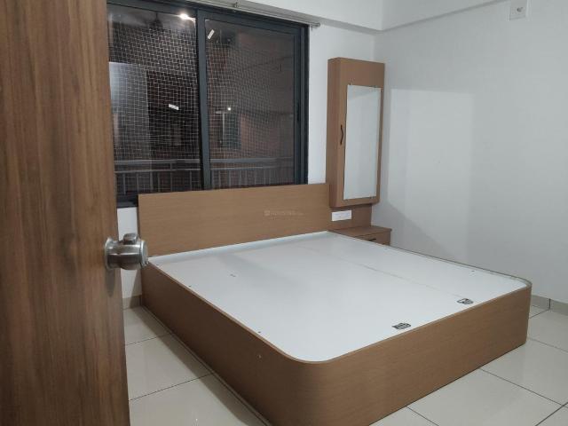 2 BHK Apartment in Sarkhej for rent Ahmedabad. The reference number is 19814316