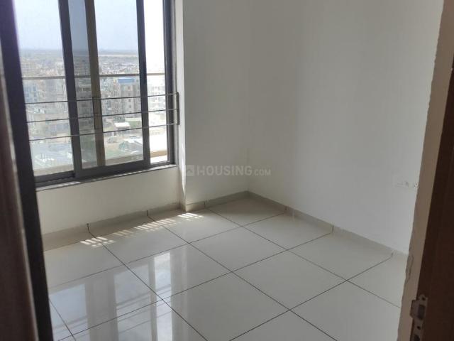 2 BHK Apartment in Sarkhej for rent Ahmedabad. The reference number is 20455085