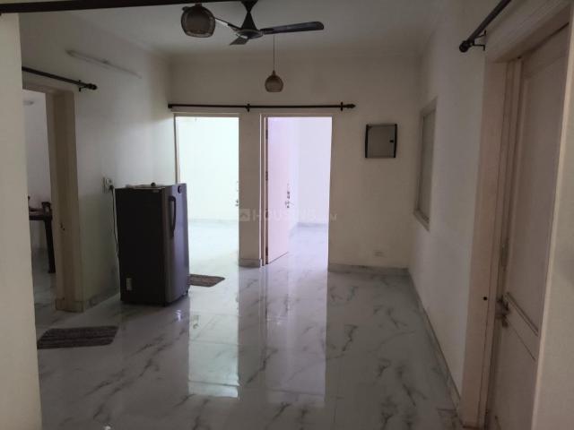 2 BHK Apartment in Sarita Vihar for rent New Delhi. The reference number is 19253771