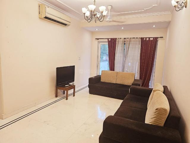 2 BHK Apartment in Sarita Vihar for rent New Delhi. The reference number is 19696175