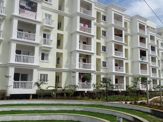 2 BHK Apartment in Sarjapur for resale Bangalore. The reference number is 11204073