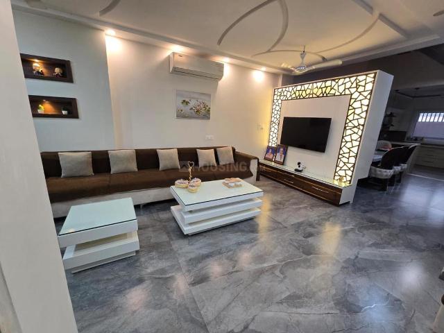 2 BHK Apartment in Scheme No 140 for rent Indore. The reference number is 20357345