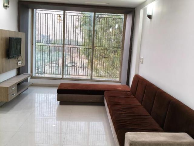 2 BHK Apartment in Science City for rent Ahmedabad. The reference number is 20654238