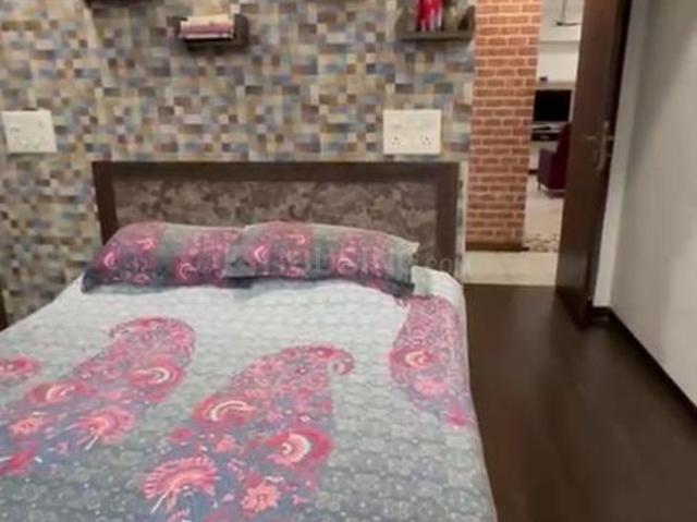 2 BHK Apartment in Sewri for resale Mumbai. The reference number is 18736104