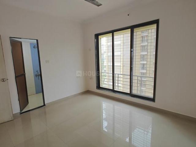 2 BHK Apartment in Seawoods for rent Navi Mumbai. The reference number is 17271495