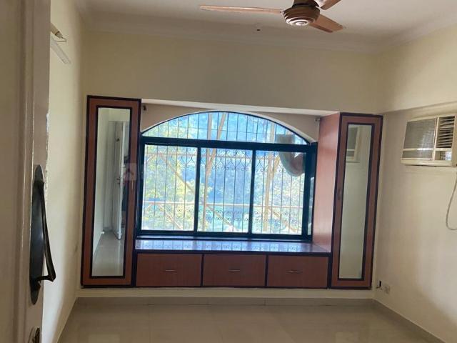 2 BHK Apartment in Seawoods for rent Navi Mumbai. The reference number is 20437596