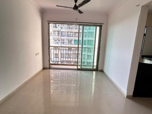 2 BHK Apartment in Seawoods for rent Navi Mumbai. The reference number is 20465036
