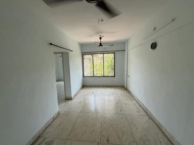 2 BHK Apartment in Seawoods for rent Navi Mumbai. The reference number is 20143147
