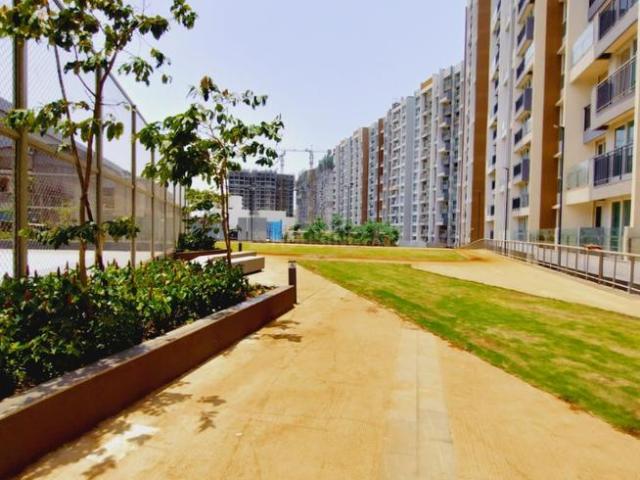 2 BHK Apartment in Seawoods for resale Navi Mumbai. The reference number is 17005572