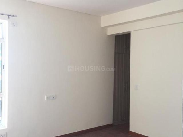 2 BHK Apartment in Sector 143 for rent Noida. The reference number is 13604393