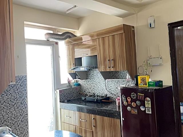 2 BHK Apartment in Sector 143 for rent Noida. The reference number is 18559160