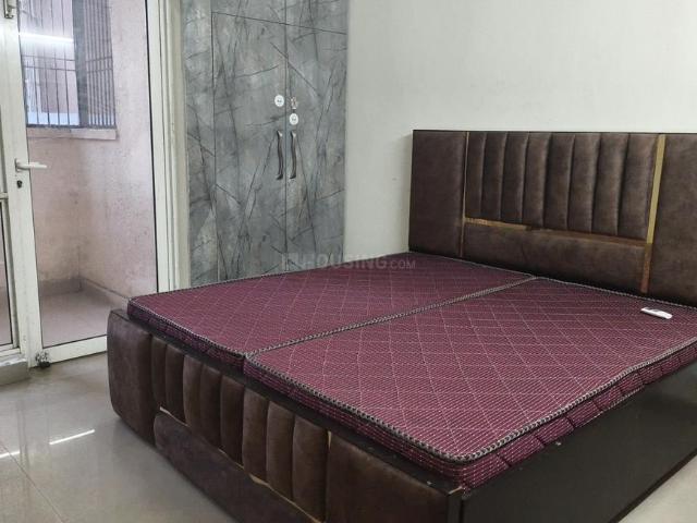 2 BHK Apartment in Sector 143 for rent Noida. The reference number is 18741359