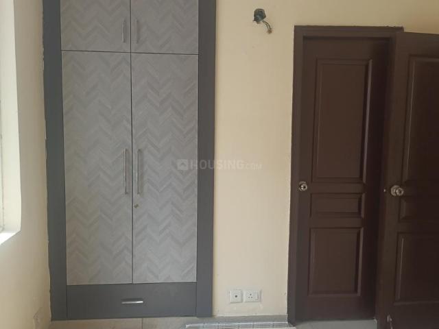 2 BHK Apartment in Sector 143 for rent Noida. The reference number is 19659331