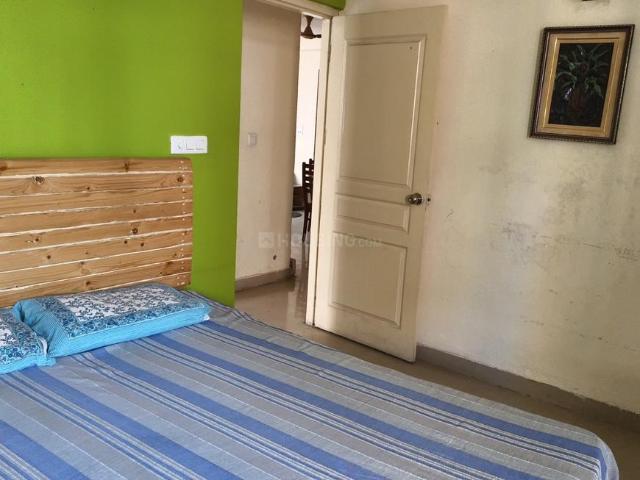 2 BHK Apartment in Sector 143 for rent Noida. The reference number is 19875396