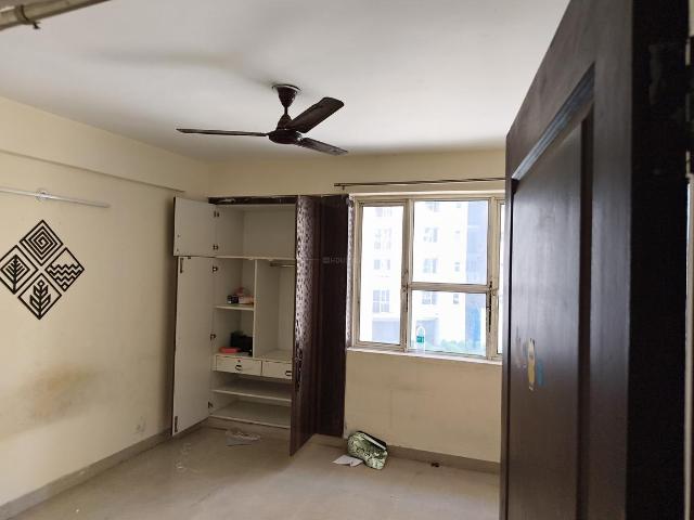 2 BHK Apartment in Sector 143 for rent Noida. The reference number is 20052137