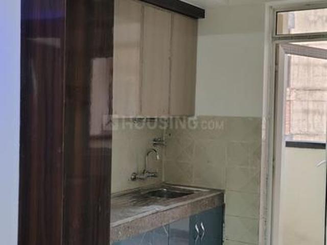 2 BHK Apartment in Sector 143 for rent Noida. The reference number is 20833718