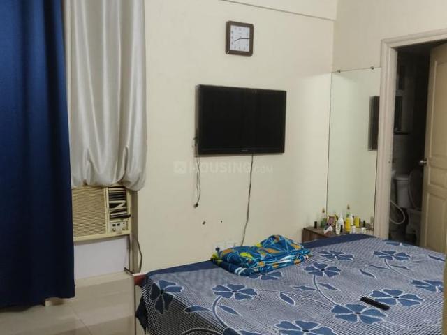 2 BHK Apartment in Sector 143 for rent Noida. The reference number is 20909111